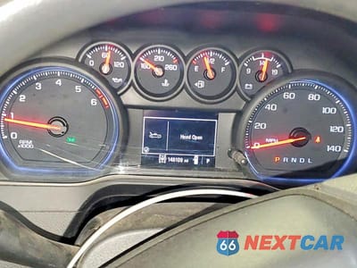 Zdjęcie 9 z 12 samochodu: 2020 CHEVROLET SILVERADO K1500 VIN:1GCPYAEH4LZ124199 - miniatura