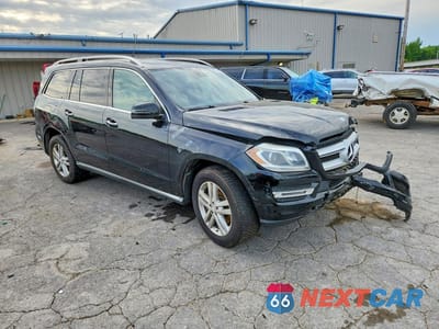 Czwarte zdjęcie samochodu z boku: 2014 MERCEDES-BENZ GL 450 4MATIC VIN:4JGDF7CE1EA325284 - miniatura