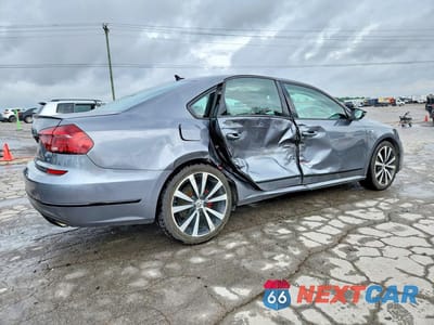 Trzecie zdjęcie samochodu z tyłu: 2018 VOLKSWAGEN PASSAT GT VIN:1VWJM7A30JC038741 - miniatura