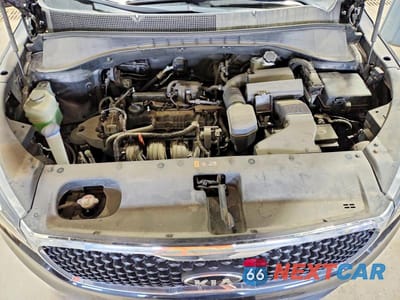 Zdjęcie 12 z 13 samochodu: 2016 KIA SORENTO L VIN:5XYPG4A36GG187243 - miniatura