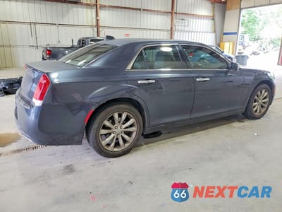 Trzecie zdjęcie samochodu z tyłu: 2016 CHRYSLER 300C VIN:2C3CCAKGXGH170817 - miniatura