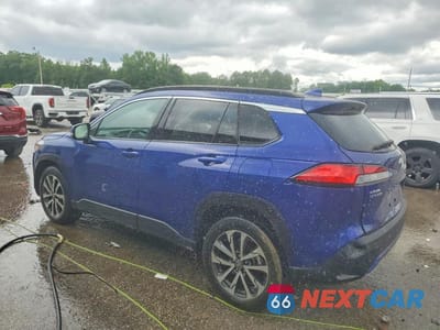 Drugie zdjęcie samochodu z przodu: 2022 TOYOTA COROLLA CROSS XLE VIN:7MUDAAAG1NV037097 - miniatura
