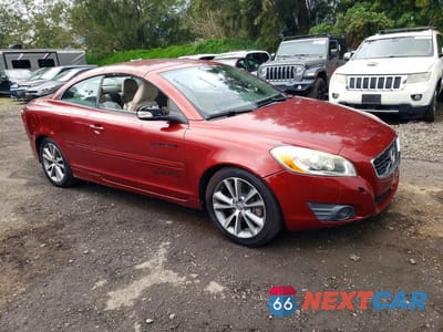 Czwarte zdjęcie samochodu z boku: 2011 VOLVO C70 T5 VIN:YV1672MC5BJ110362 - miniatura