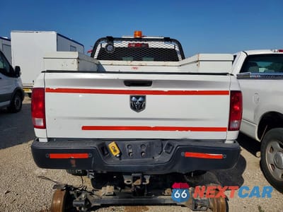 Zdjęcie 6 z 12 samochodu: 2016 RAM 2500 ST VIN:3C6UR4CJ0GG309340 - miniatura