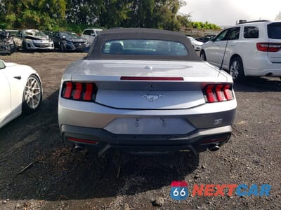 Zdjęcie 6 z 13 samochodu: 2026 FORD MUSTANG VIN:1FAGP8UH8T5106072 - miniatura