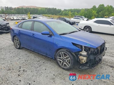 Czwarte zdjęcie samochodu z boku: 2019 KIA FORTE S VIN:3KPF34AD3KE104079 - miniatura
