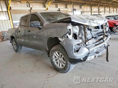 Czwarte zdjęcie samochodu z boku: 2025 CHEVROLET SILVERADO K1500 LT TRAIL BOSS VIN:3GCPKFEK6SG342041 - miniatura