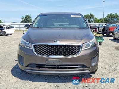 Piąte zdjęcie samochodu w środku: 2016 KIA SEDONA LX VIN:KNDMB5C18G6151446 - miniatura