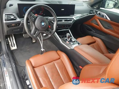 Zdjęcie 8 z 12 samochodu: 2024 BMW M4 COMPETITION VIN:WBS33BA05RCN89663 - miniatura