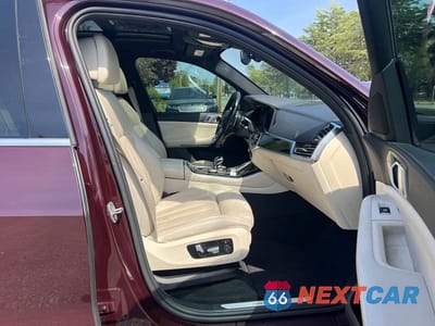 Piąte zdjęcie samochodu w środku: 2019 BMW X5 XDRIVE40I VIN:5UXCR6C50KLL36566 - miniatura