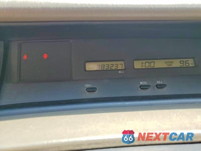 Zdjęcie 9 z 12 samochodu: 2000 TOYOTA AVALON XL VIN:4T1BF28B3YU013785 - miniatura