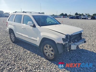 Czwarte zdjęcie samochodu z boku: 2009 JEEP GRAND CHEROKEE LIMITED VIN:1J8HR58P79C530154 - miniatura