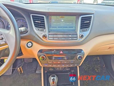 Zdjęcie 11 z 14 samochodu: 2016 HYUNDAI TUCSON LIMITED VIN:KM8J33A21GU080064 - miniatura