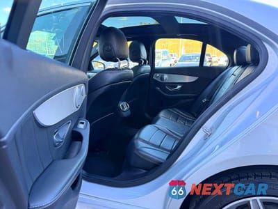 Zdjęcie 7 z 14 samochodu: 2016 MERCEDES-BENZ C 300 4MATIC VIN:55SWF4KB8GU110352 - miniatura