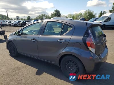 Drugie zdjęcie samochodu z przodu: 2016 TOYOTA PRIUS C TWO VIN:JTDKDTB37G1117035 - miniatura