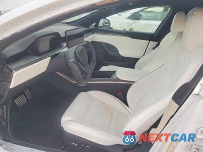 Zdjęcie 7 z 13 samochodu: 2022 TESLA MODEL S VIN:5YJSA1E68NF459648 - miniatura