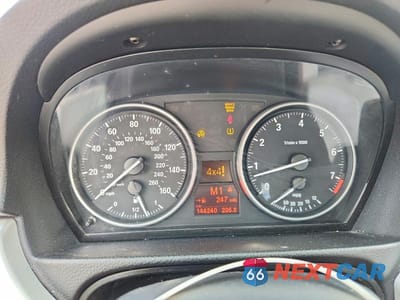 Zdjęcie 9 z 12 samochodu: 2008 BMW 328 XI VIN:WBAVC93598K037876 - miniatura
