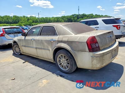 Drugie zdjęcie samochodu z przodu: 2010 CHRYSLER 300 VIN:2C3CA5CV0AH309063 - miniatura