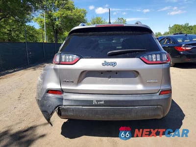 Zdjęcie 6 z 12 samochodu: 2019 JEEP CHEROKEE LATITUDE VIN:1C4PJMCB7KD486043 - miniatura