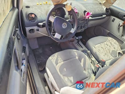 Zdjęcie 8 z 12 samochodu: 1999 VOLKSWAGEN NEW BEETLE GLS VIN:3VWCC21C8XM405553 - miniatura