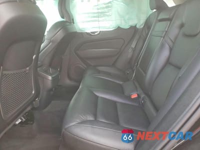 Zdjęcie 11 z 13 samochodu: 2021 VOLVO XC60 T6 MOMENTUM VIN:YV4A22RK6M1722651 - miniatura