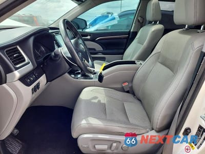 Zdjęcie 7 z 14 samochodu: 2015 TOYOTA HIGHLANDER LIMITED PLATINUM VIN:5TDDKRFH7FS134409 - miniatura