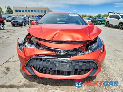 Piąte zdjęcie samochodu w środku: 2019 TOYOTA COROLLA HATCHBACK SE VIN:JTNK4RBE2K3041723 - miniatura
