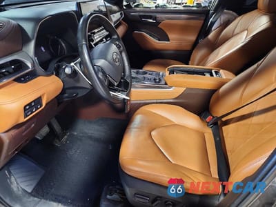 Zdjęcie 7 z 14 samochodu: 2021 TOYOTA HIGHLANDER PLATINUM VIN:5TDFZRBH8MS130201 - miniatura