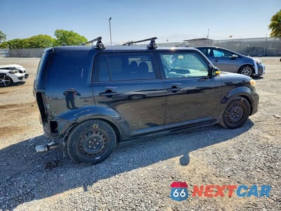 Trzecie zdjęcie samochodu z tyłu: 2011 TOYOTA SCION XB VIN:JTLZE4FE5B1132739 - miniatura