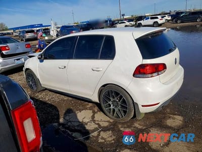 Drugie zdjęcie samochodu z przodu: 2014 VOLKSWAGEN GTI VIN:WVWHD7AJXEW006271 - miniatura