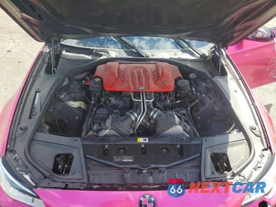 Zdjęcie 11 z 12 samochodu: 2015 BMW M5 VIN:WBSFV9C54FD594335 - miniatura