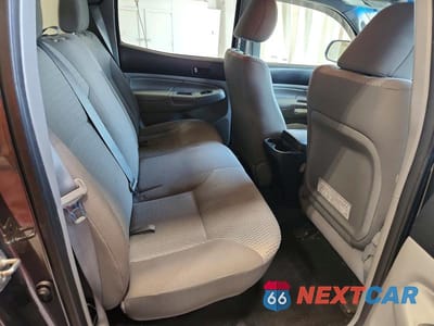 Zdjęcie 10 z 12 samochodu: 2012 TOYOTA TACOMA DOUBLE CAB VIN:3TMLU4EN8CM092070 - miniatura