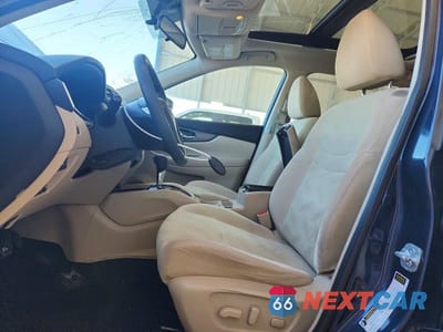 Zdjęcie 7 z 13 samochodu: 2016 NISSAN ROGUE SV VIN:5N1AT2MV2GC839469 - miniatura