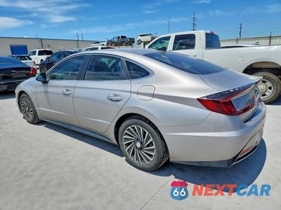 Drugie zdjęcie samochodu z przodu: 2021 HYUNDAI SONATA HYBRID SEL VIN:KMHL34JJXMA023882 - miniatura