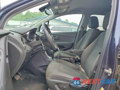 Zdjęcie 7 z 13 samochodu: 2019 CHEVROLET TRAX LS VIN:3GNCJKSB8KL193760 - miniatura