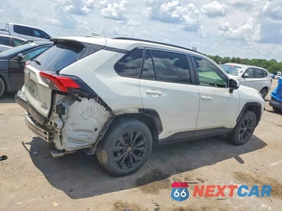 Trzecie zdjęcie samochodu z tyłu: 2022 TOYOTA RAV4 SE VIN:JTM16RFV8NJ015549 - miniatura