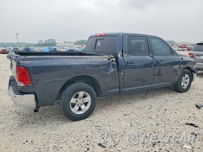 Trzecie zdjęcie samochodu z tyłu: 2019 RAM 1500 CLASSIC SLT VIN:1C6RR6TT6KS647913 - miniatura