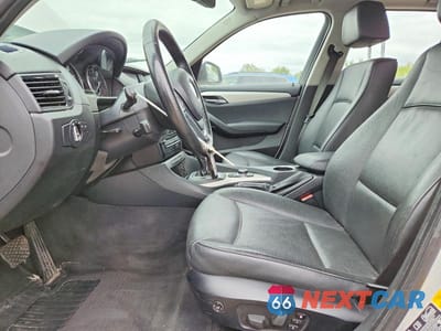 Zdjęcie 7 z 13 samochodu: 2015 BMW X1 VIN:WBAVL1C59FVY31810 - miniatura