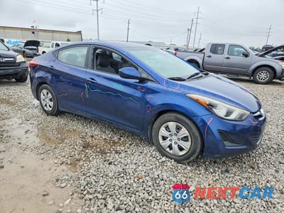 Czwarte zdjęcie samochodu z boku: 2016 HYUNDAI ELANTRA SE VIN:5NPDH4AE1GH687403 - miniatura