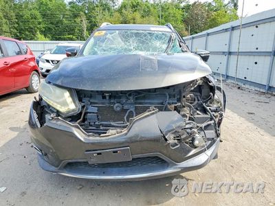 Piąte zdjęcie samochodu w środku: 2015 NISSAN ROGUE SL VIN:5N1AT2MT9FC789585 - miniatura