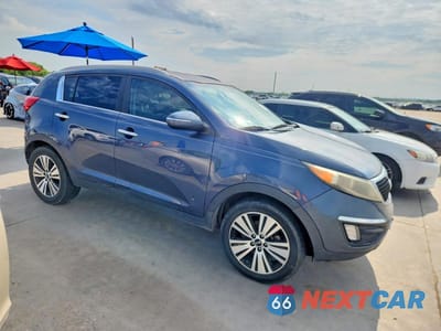 Czwarte zdjęcie samochodu z boku: 2015 KIA SPORTAGE EX VIN:KNDPC3AC2F7721355 - miniatura