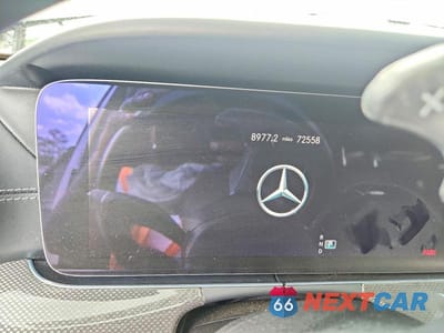 Zdjęcie 9 z 12 samochodu: 2021 MERCEDES-BENZ E 63 AMG-S 4MATIC VIN:W1KZF8KB8MA885332 - miniatura