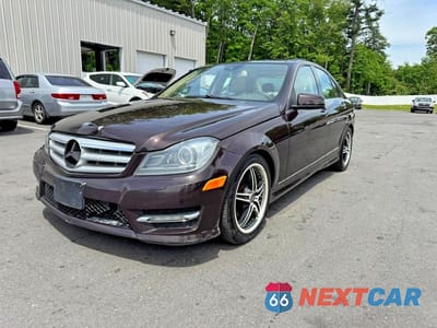 2012 MERCEDES-BENZ C 300 4MATIC WDDGF8BB1CR224748 - główne zdjęcie licytacji z USA - miniatura
