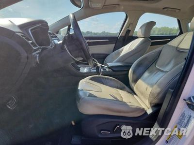 Zdjęcie 7 z 13 samochodu: 2017 FORD FUSION TITANIUM VIN:3FA6P0K97HR116184 - miniatura