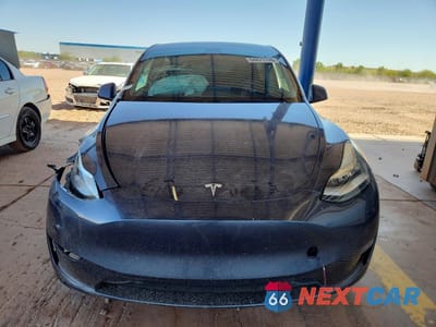 Piąte zdjęcie samochodu w środku: 2022 TESLA MODEL Y VIN:7SAYGDEE4NF411469 - miniatura