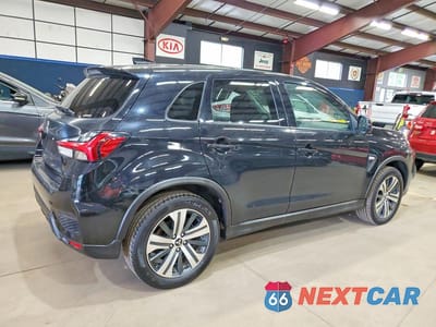 Trzecie zdjęcie samochodu z tyłu: 2021 MITSUBISHI OUTLANDER SPORT ES VIN:JA4ARUAU7MU008088 - miniatura