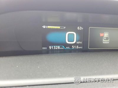 Zdjęcie 9 z 13 samochodu: 2020 TOYOTA PRIUS LIMITED VIN:JTDKARFU1L3104388 - miniatura