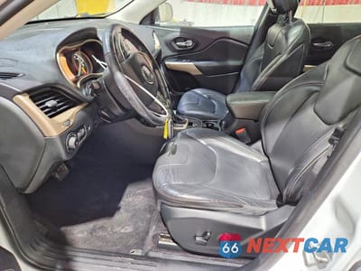 Zdjęcie 7 z 13 samochodu: 2018 JEEP CHEROKEE LIMITED VIN:1C4PJMDB7JD613869 - miniatura