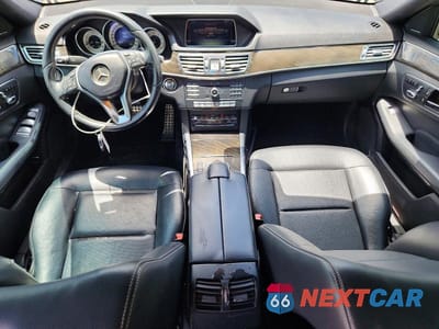 Zdjęcie 8 z 12 samochodu: 2016 MERCEDES-BENZ E 350 VIN:WDDHF5KB2GB303430 - miniatura