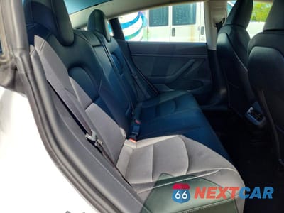 Zdjęcie 10 z 12 samochodu: 2023 TESLA MODEL 3 VIN:5YJ3E1EA9PF501177 - miniatura